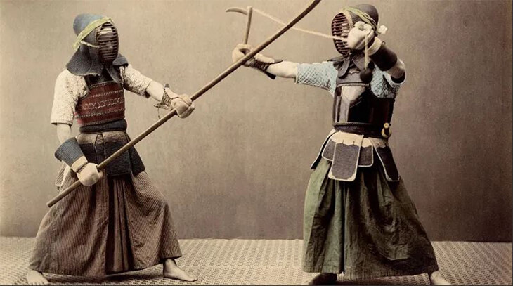 Samurai phải luyện kiếm thuật (Kenjutsu) từ khi còn nhỏ. Samurai phải luyện kiếm thuật (Kenjutsu) từ khi còn nhỏ.