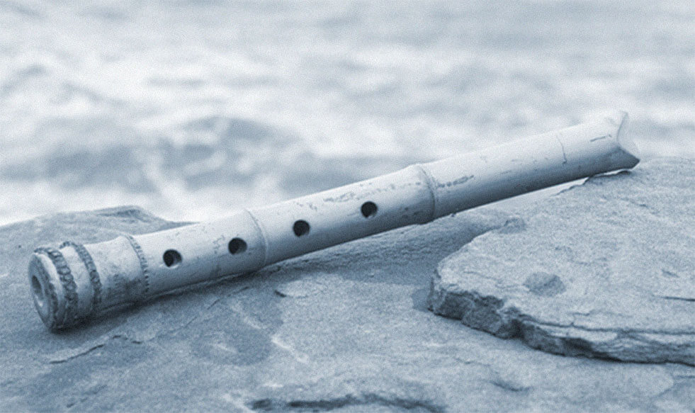 Shakuhachi, nhạc cụ truyền thống của người Nhật.