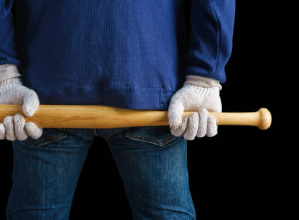 Vì tức giận, Yukio Yamaji đã sát hại mẹ mình bằng gậy bóng chày.