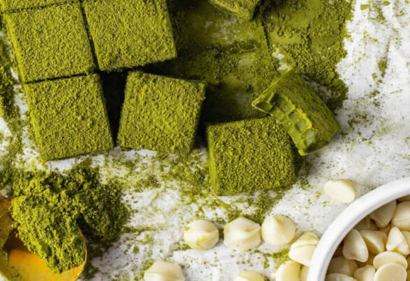 Nama choco (chocolate tươi) vị matcha mềm mịn, tan chảy trong miệng. Nama choco (chocolate tươi) vị matcha mềm mịn, tan chảy trong miệng.