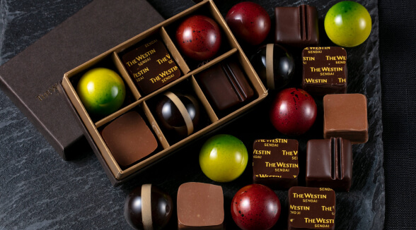 Một hộp chocolate thượng hạng sẽ là món quà trang trọng cho những dịp đặc biệt. Một hộp chocolate thượng hạng sẽ là món quà trang trọng cho những dịp đặc biệt.