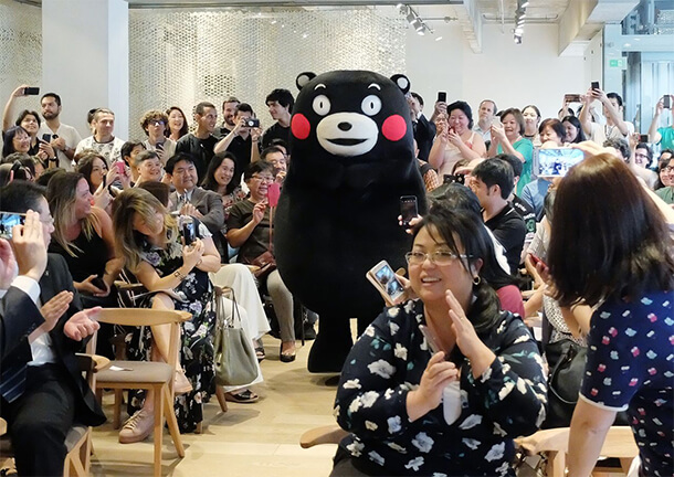 Kumamon “debut” tại Nam Mỹ trong một sự kiện ở “Japan House”, Sāo Paulo, Brazil vào năm 2018. Kumamon “debut” tại Nam Mỹ trong một sự kiện ở “Japan House”, Sāo Paulo, Brazil vào năm 2018.