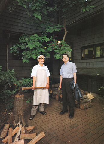Đôi bạn Takahata và Miyazaki đồng hành từ khi mới vào nghề đến khi thành danh.
