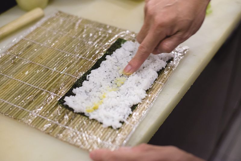 cách làm tunamayo maki