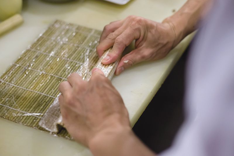 cách làm tunamayo maki