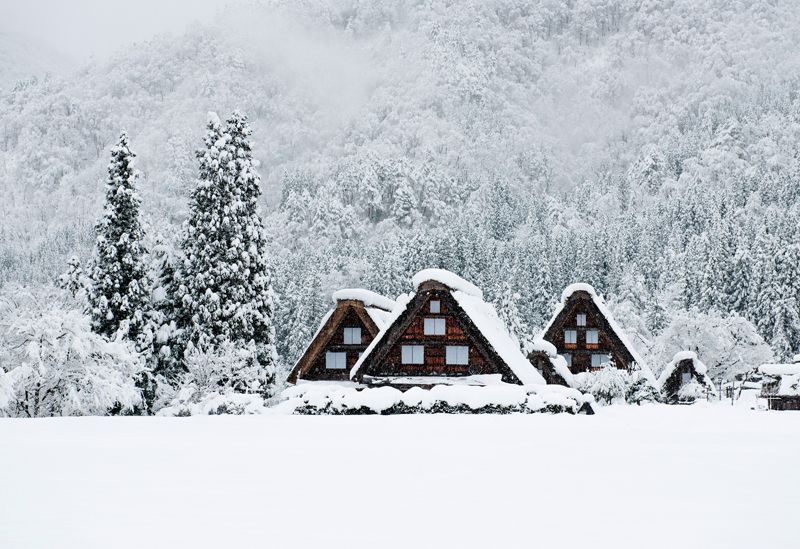 Gasshozukuri trong tuyết