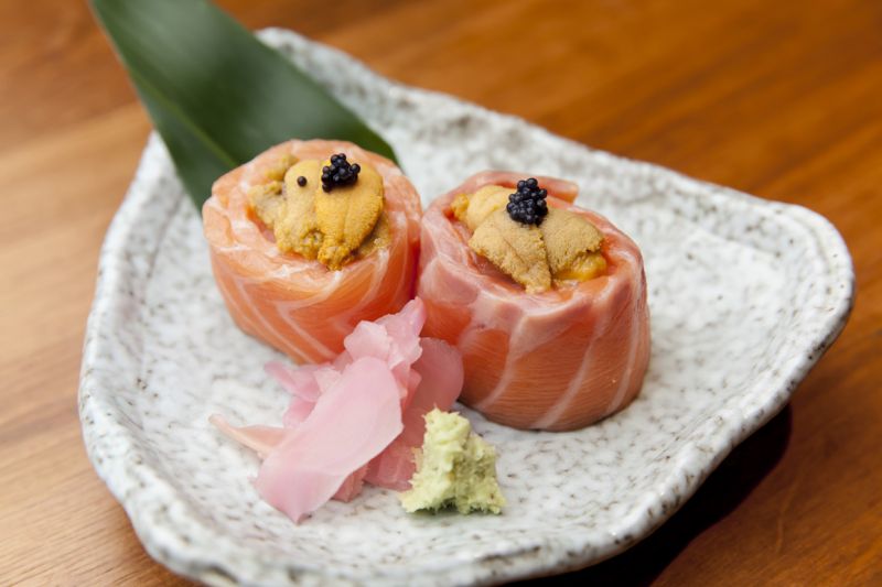 Salmon Uni Gunkan Salmon Uni Gunkan