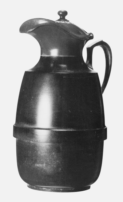 bình thủy vỏ nhựa