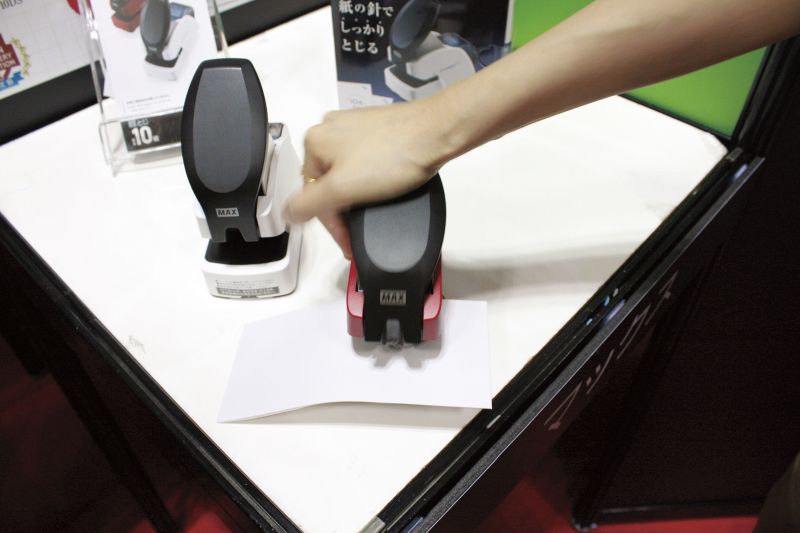 Bấm kim giấy Bấm kim giấy