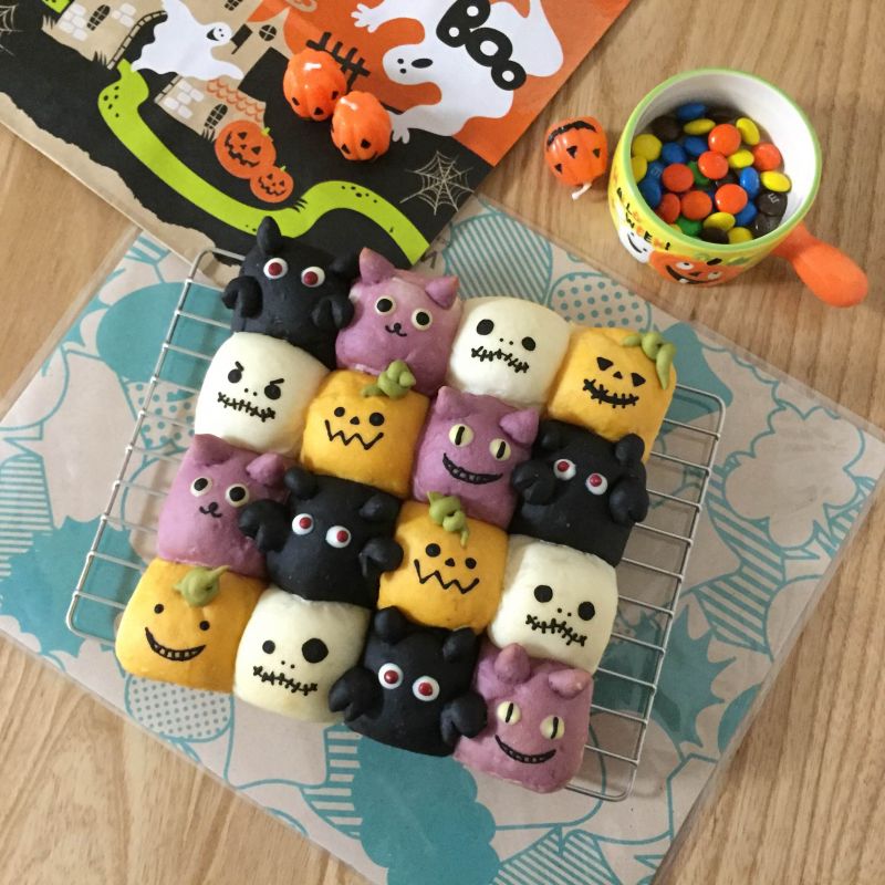 Chigiripan hưởng ứng Halloween