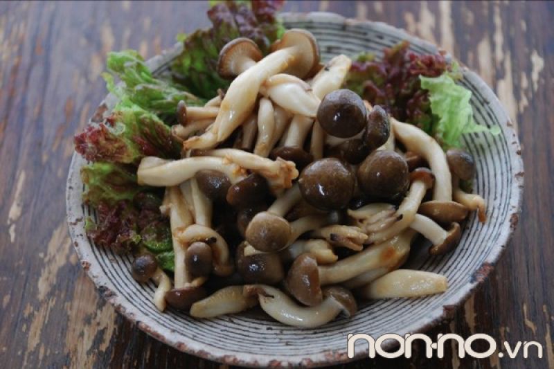 nấm xào sơ với dầu dừa nấm xào sơ với dầu dừa