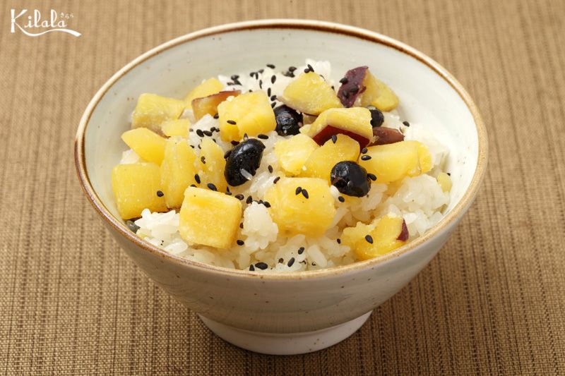 cơm Takikomi khoai lang