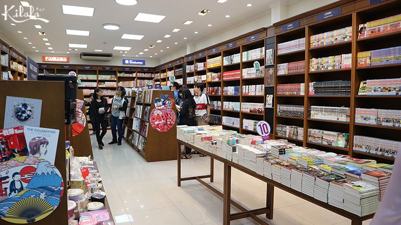 sách tiếng Nhật ở tầng lửng sách tiếng Nhật ở tầng lửng