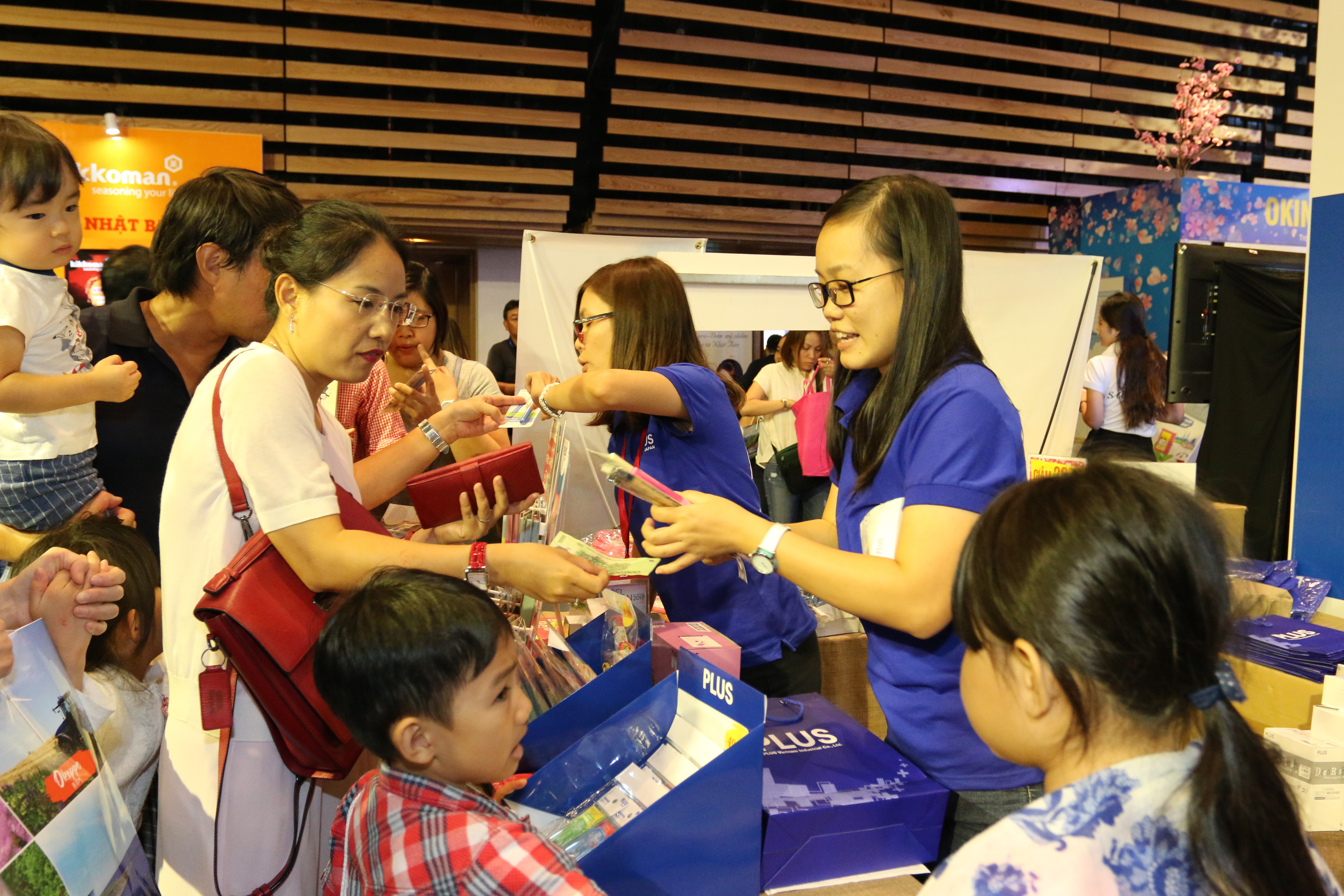 Mua sắm tại Feel Japan