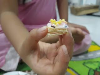 bé tự làm kem theo ý thích bé tự làm kem theo ý thích