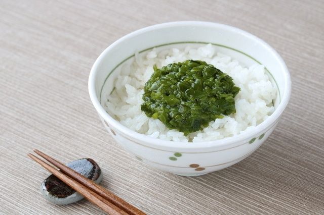 mekabu chứa hàm lượng dinh dưỡng rất phong phú mekabu chứa hàm lượng dinh dưỡng rất phong phú