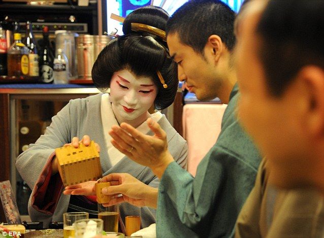 Geisha nam duy nhất ở Nhật Bản Geisha nam duy nhất ở Nhật Bản
