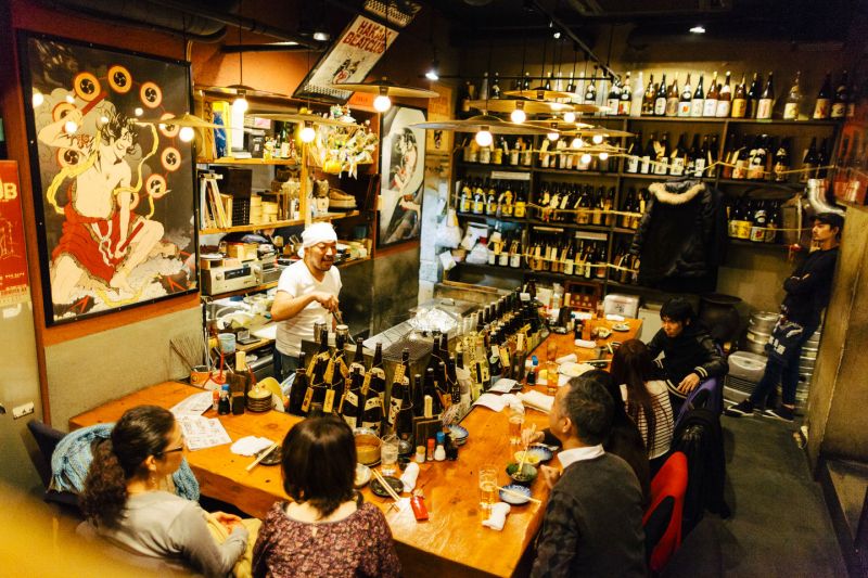 khung cảnh bên trong quán Izakaya khung cảnh bên trong quán Izakaya