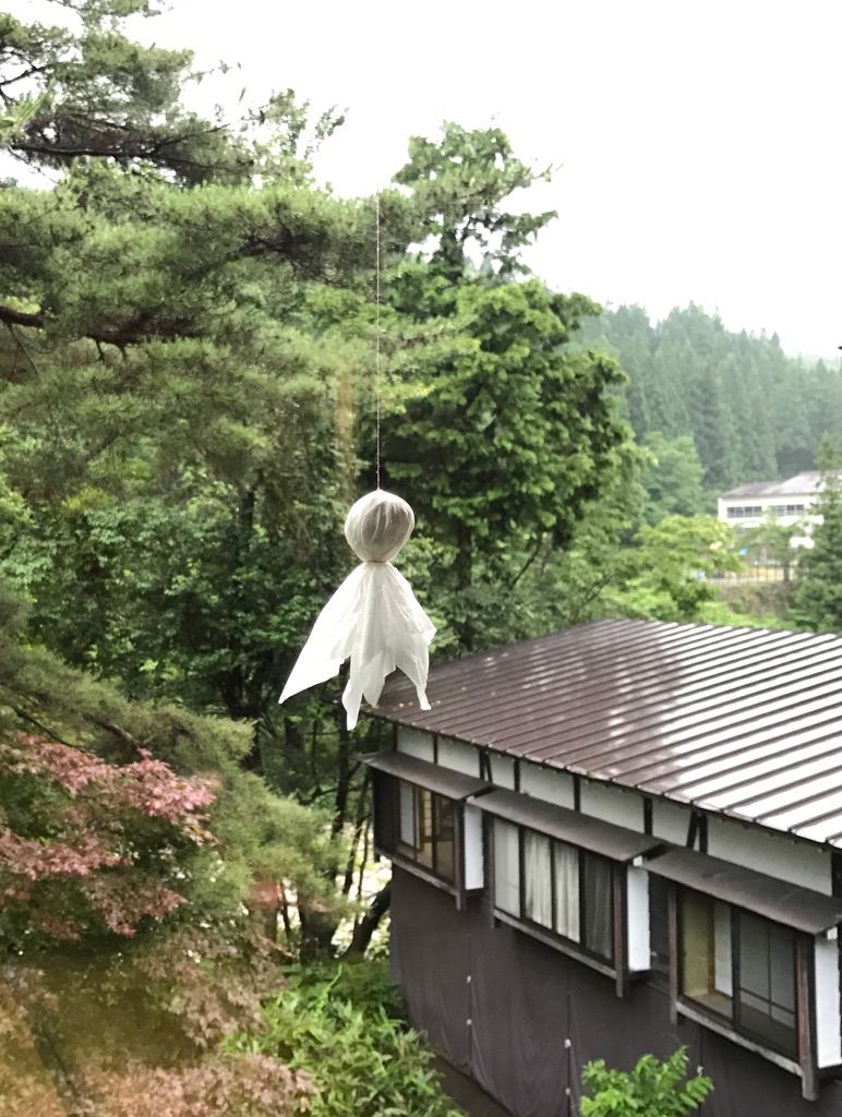 chuyện búp bê cầu mưa