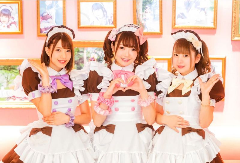 akihabara maid cafe