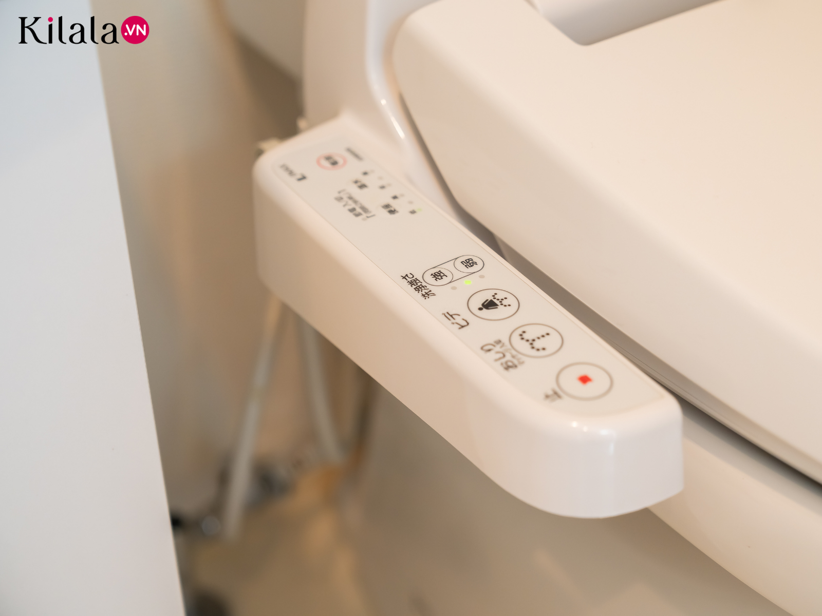 toilet-tu-dong toilet-tu-dong