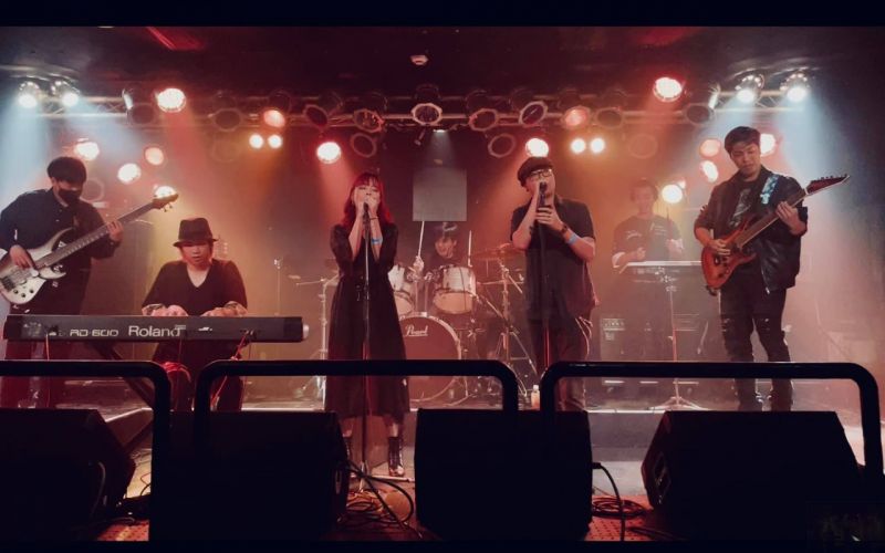 ⓒ Thoi Dai ⓒ Thoi Dai